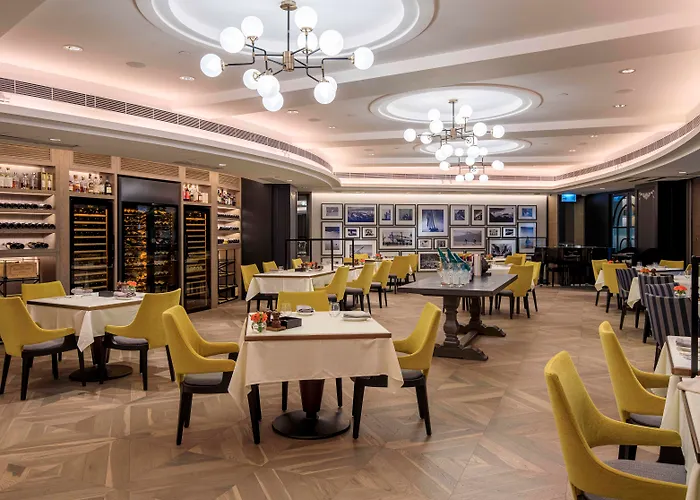 New World Millennium Hong Kong Hotel