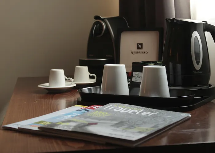 Resort: Plaza Hotel Beirut