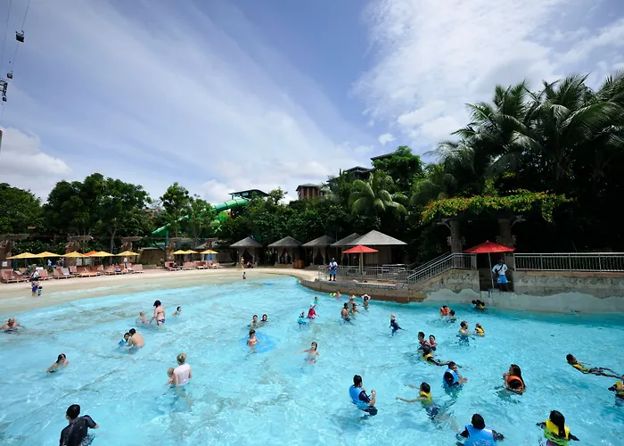 Casino hotel: Resorts World Sentosa - Hotel Michael