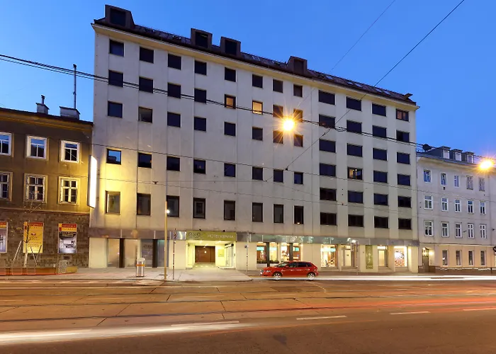 Hotel Con Piscina Exe Vienna