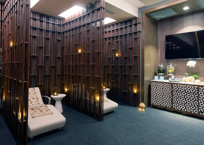 Luxury hotel only: Royalton Chic Cancun, An Autograph Collection All-Inclusive Resort - Adults Only