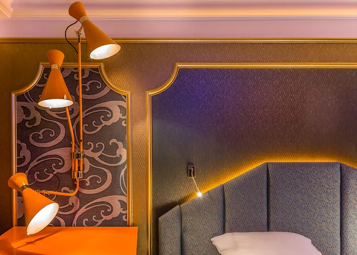 Idol Hotel