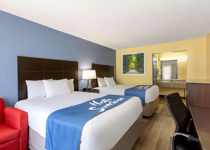 Days Inn By Wyndham Greensboro Airport