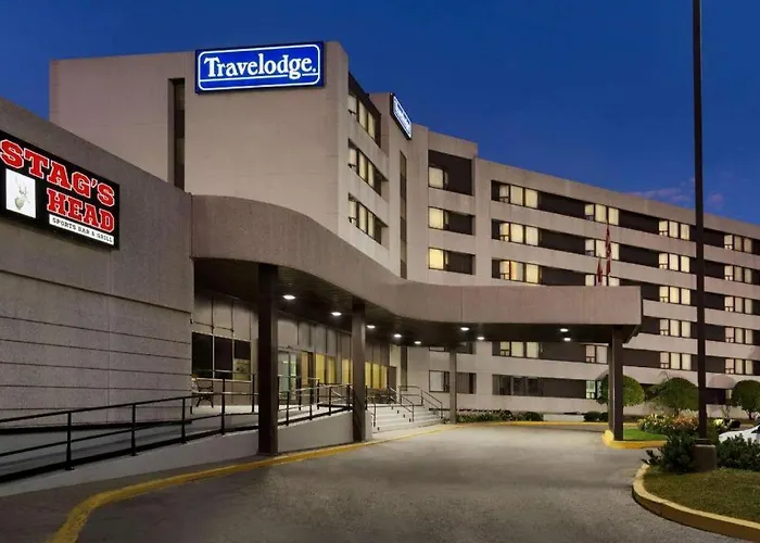 Travelodge By Wyndham East
