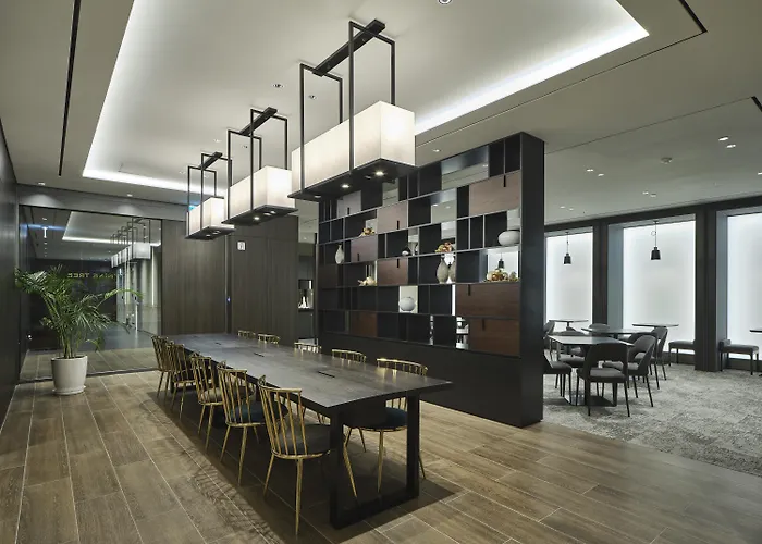 Luxury hotel only: Nine Tree By Parnas Seoul Insadong