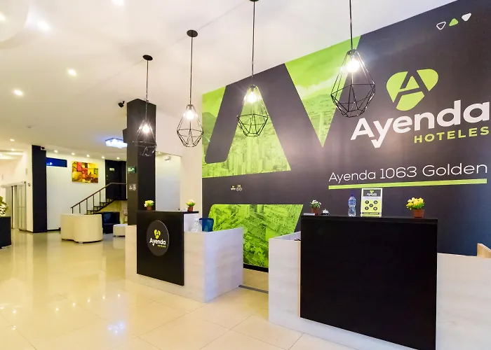 Hotels with a view Ayenda 1063 Golden