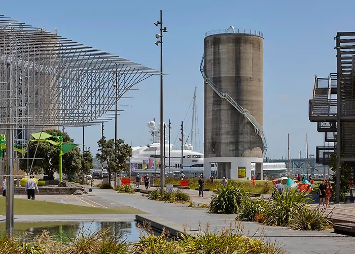 Travelodge Auckland Wynyard Quarter