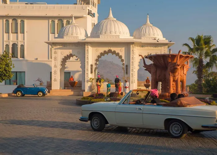 Jacuzzi hotel: Radisson Blu Udaipur Palace Resort & Spa