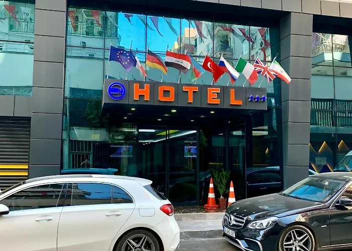 Hôtel de l'aéroport: Grand Nergiz Otel