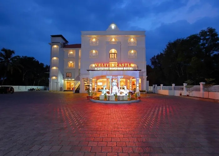 Hotels with tennis Veliyil Castles