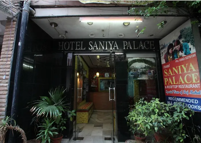 Guest house: Saniya Palace