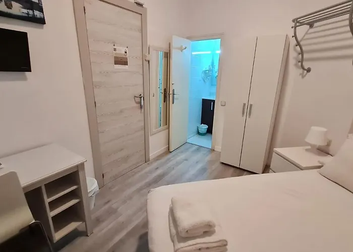 B&B: Hostal Eixample