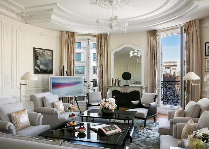 Hôtel Barrière Fouquet's Paris