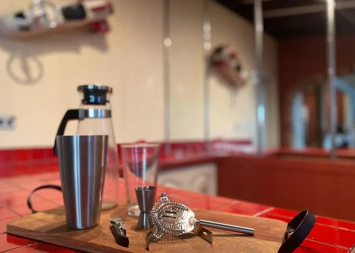 Vacation rental: Private Beach Villa On Water'S Edge