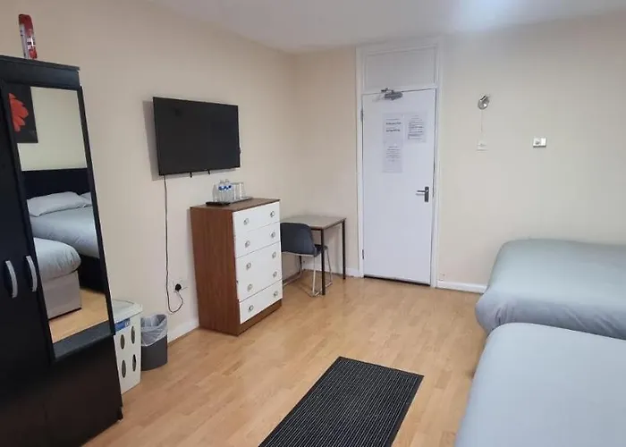Guest house: Star Homes