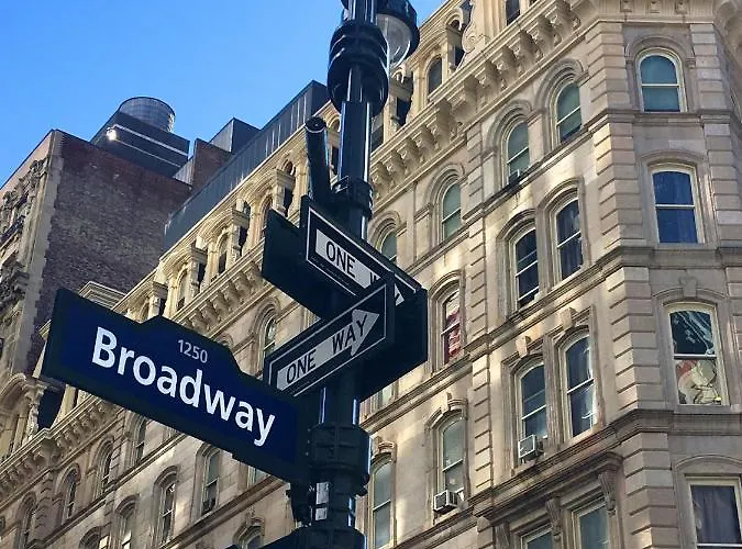 Apartment: Nyc Empire Apartments