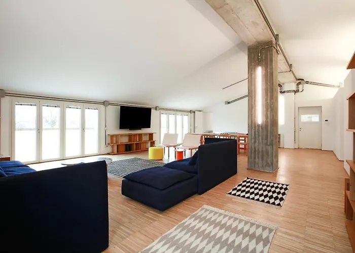 Hotel vicino al College: BasicVillage Milano