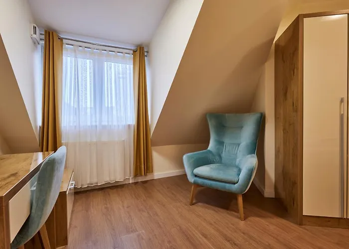 Cheap hotels Isha