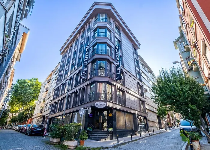 Luxury hotel only: La Wisteria Boutique Hotel Istanbul
