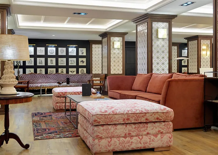 H10 Corregidor Boutique