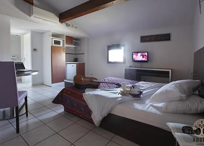 Hôtel 3 étoiles: Adonis Carcassonne