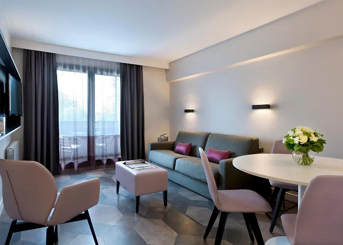 Citadines Trocadero