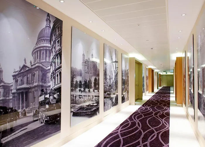 Lodge: Cheval Three Quays At The Tower Of London