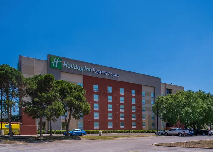 Boutique hotel only: Holiday Inn Express & Suites San Antonio Medical - Six Flags By Ihg