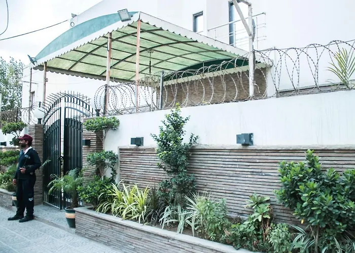 Lokal Rooms X Shahrah-E-Faisal