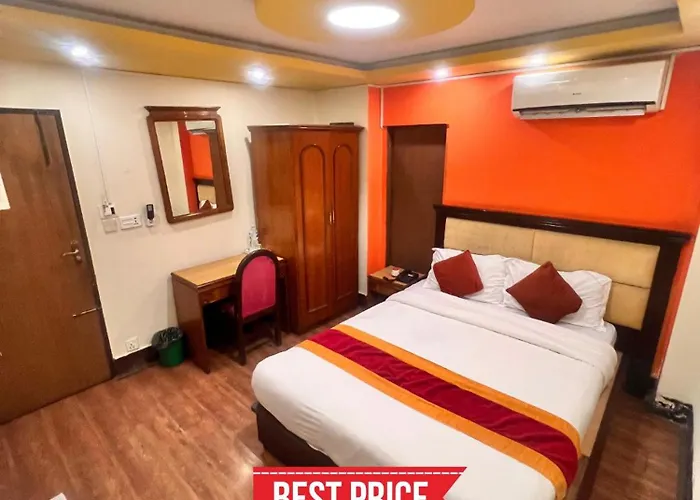 Airport Hotel: Trekkers Home