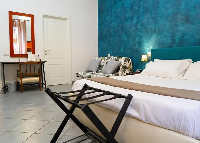 Hotel con tennis: Salotto Piramide
