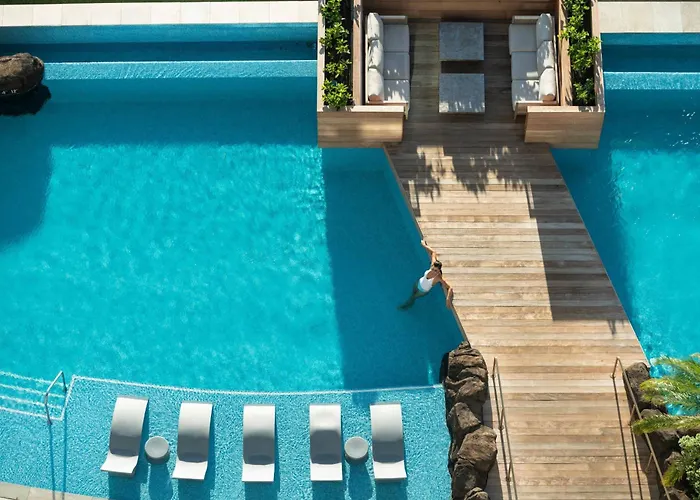 Boutique hotel only: The Ritz-Carlton Residences, Waikiki Beach Hotel