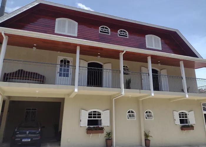 Hotel central: Casa do Trem Suítes