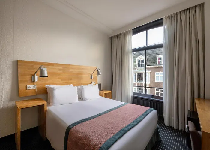 Сity center hotels Catalonia Vondel Amsterdam