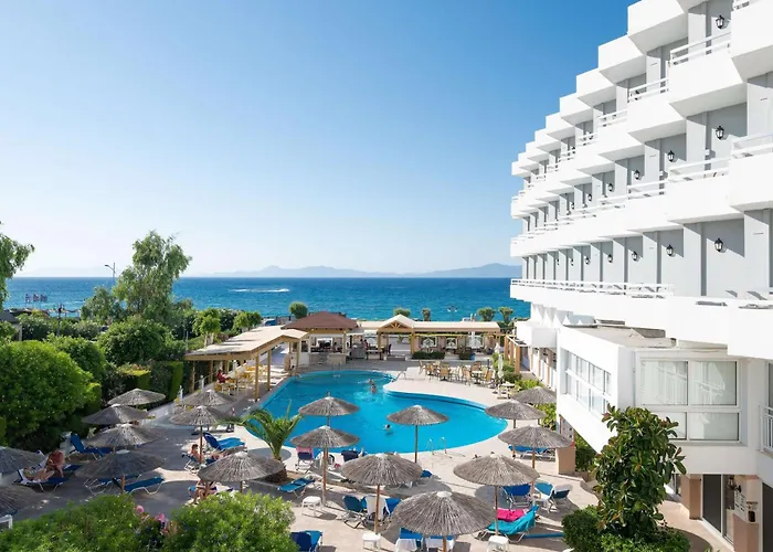 Hotel with view: Lito Hotel