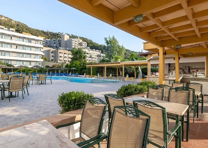 Hotel with view: Lito Hotel