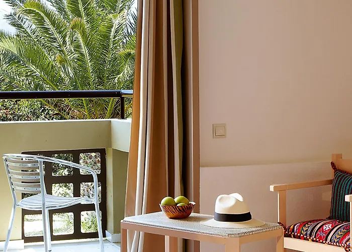  Grecotel Meli Palace