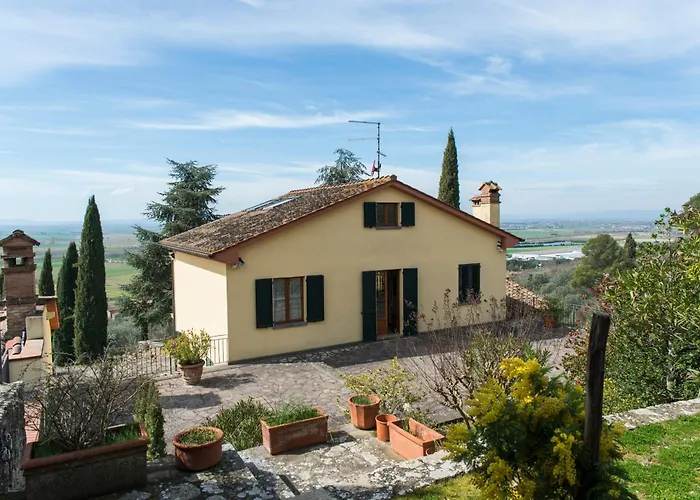 Cabina: La Maestà Tuscan Sun