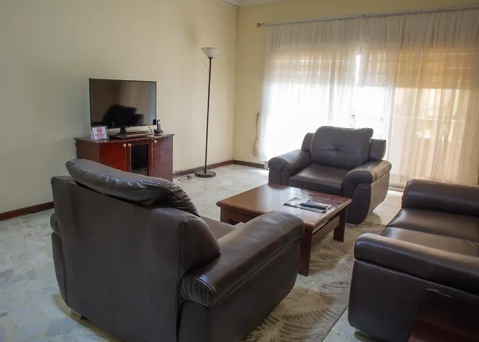 3 star hotel: Peniel Apartments