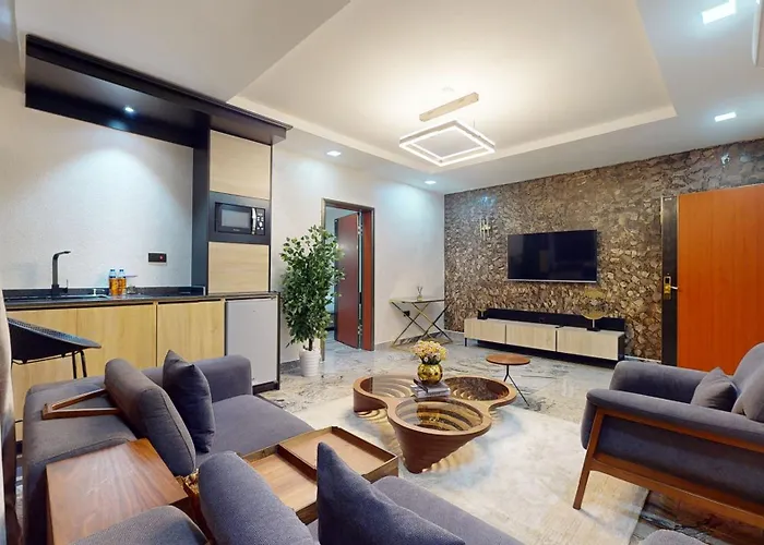 Yanna Apartment By Khaliques
