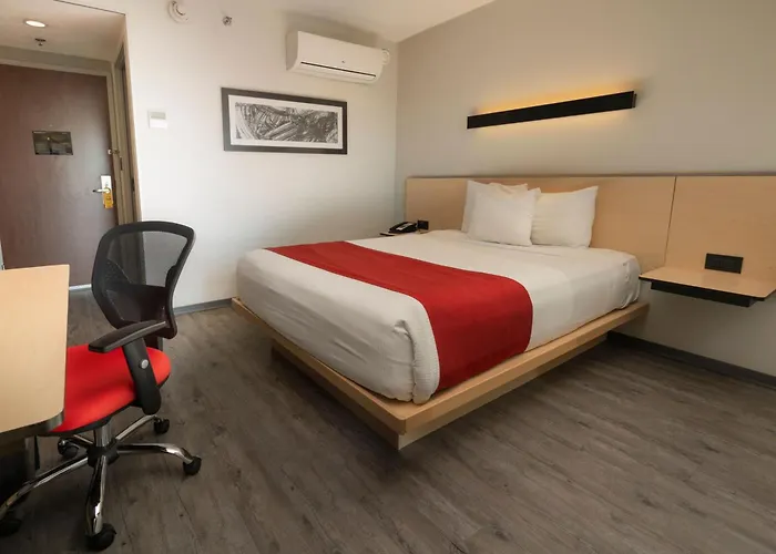 City Express By Marriott Aeropuerto