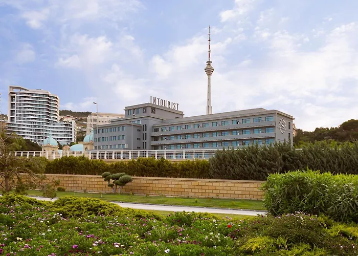 Pet Friendly hotel: Sheraton Baku Intourist