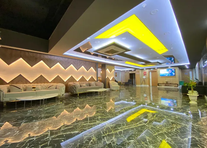 Hôtel de l'aéroport: Grand Nergiz Otel