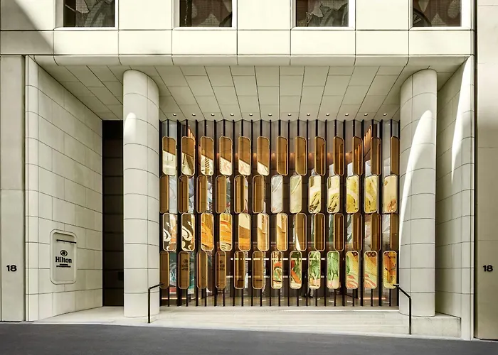 Family Hotel: Hilton Melbourne Little Queen Street