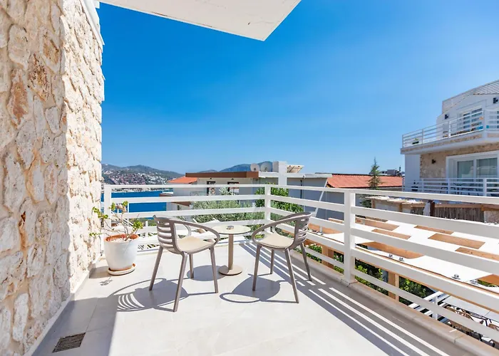 Kalkan Saray Suites (Adults Only)