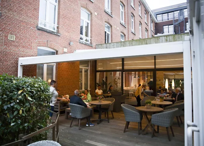 Hôtel pour familles: Alfa Inn