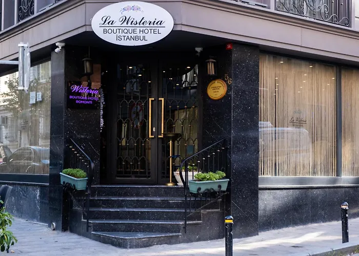 Luxury hotel only: La Wisteria Boutique Hotel Istanbul