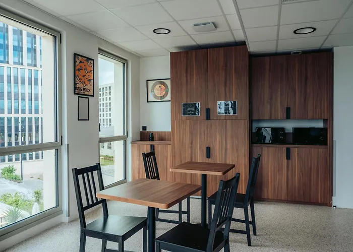 Pet Friendly hotel: Jost Auberge De Jeunesse Bordeaux Gare St Jean