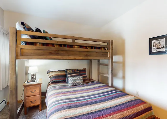 Vacation home: Antlers Lodge #11