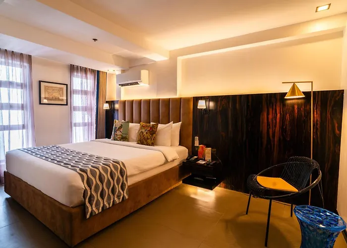 Unwnd Boutique Makati